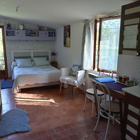 Saint-Julien-sur-Cher Chambres D'Hotes Du Moulin מראה חיצוני תמונה